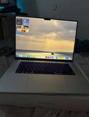 MacBook Pro 16" M1 pro
