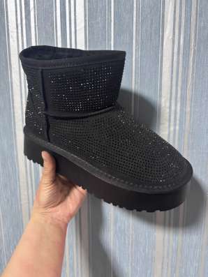 Продам угги женские