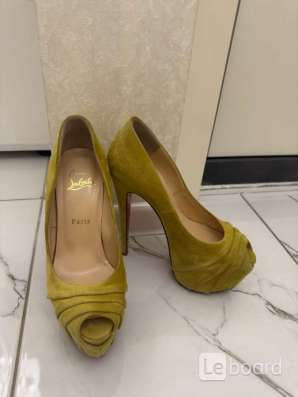 Туфли Christian Louboutin