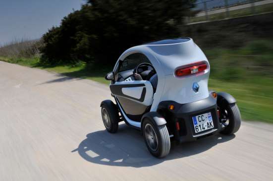 Электромобиль RENAULT TWIZY в Москве фото 11