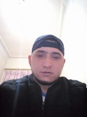 Maksim, 28 лет, хочет пообщаться