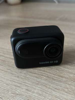 Экшен камера Insta360 Go 3S