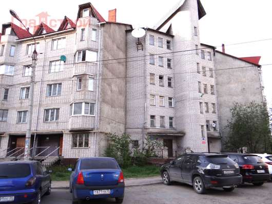 Продам четырехкомнатную квартиру в Вологда.Жилая площадь 130  кв.м.Этаж 4.Дом кирпичный. в Вологде