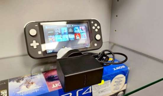Nintendo switch Lite 32+64Gb прошитый +игры в Костроме