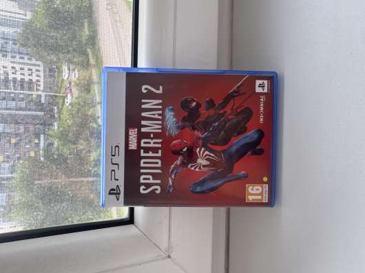 Диск на PlayStation 5 (“SPIDER-MAN 2”)