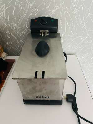 Продам фритюр Kitfort