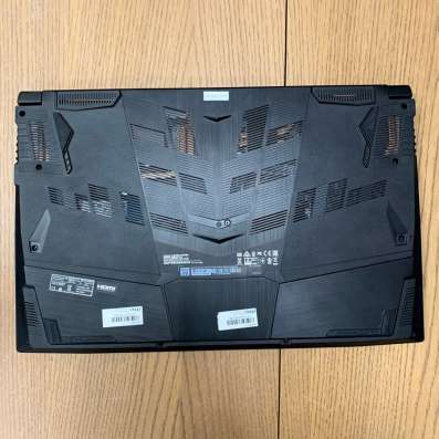 Игровой ноутбук MSI GF75 9SCSR-452RU Thin в Санкт-Петербурге фото 3
