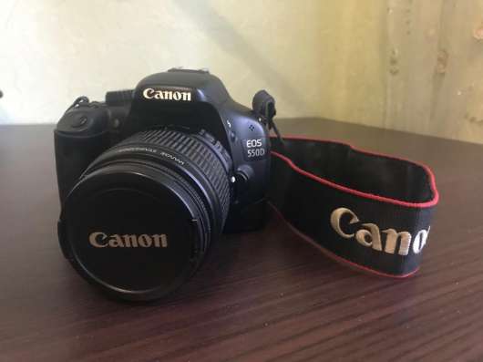 Фотоаппарат Canon 550D