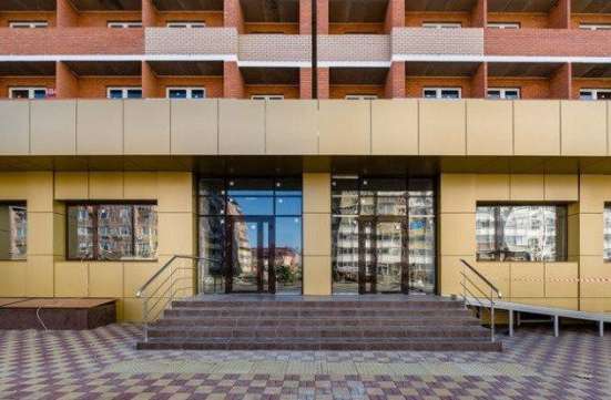Продам двухкомнатную квартиру в Краснодар.Жилая площадь 74  кв.м.Этаж 2.Дом монолитный. в Краснодаре