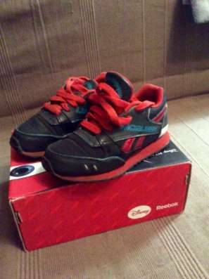 Продам кроссовки детские Reebok в Ярославле