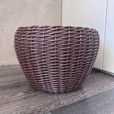 Кашпо из ротанга