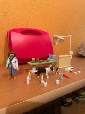 PLAY MOBIL набор: чемодан-ветеринарная клиника в Москве