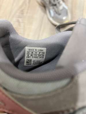 Кроссовки adidas в Владимире