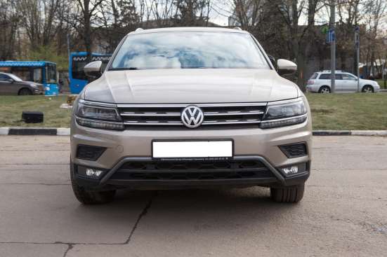 Volkswagen Tiguan, 2018 года в Москве фото 8