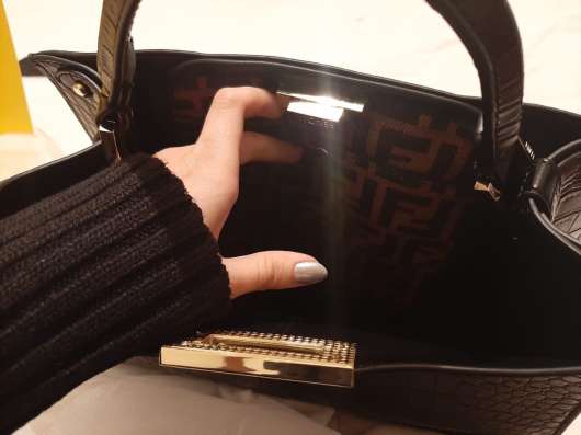 Оригинальная сумка FENDI