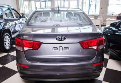 новый автомобиль Kia Rio в Москве фото 3
