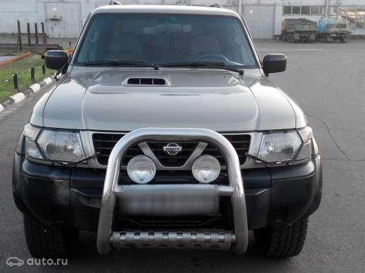 Nissan Patrol, 1999
