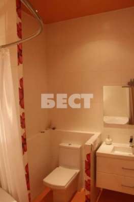 Продам четырехкомнатную квартиру в Москве. Жилая площадь 135 кв.м. Этаж 9. Дом монолитный. в Москве фото 3