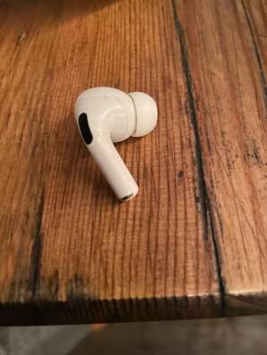 Наушник Air pods pro в Владивостоке