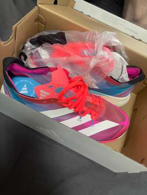 Кроссовки adidas 40 размер в Москве