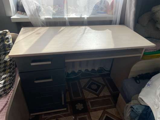 Продам стол в Нижней Туре