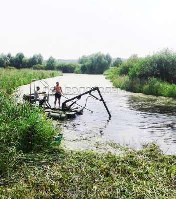 Земснаряд для очистки водоёмов в Вологде