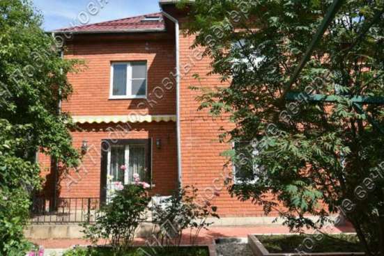 Продам коттедж в Дедовск.Жилая площадь 250  кв.м.Есть Электричество, Водопровод.