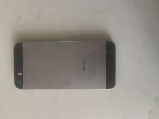 iPhone 5s со скидкой отдам за 2200-2000