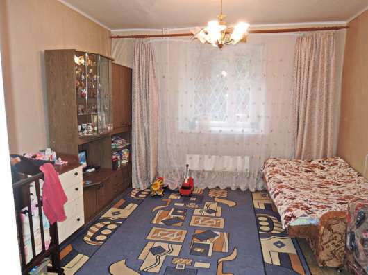 Продам трехкомнатную квартиру в Павловский Посад.Жилая площадь 65  кв.м.Этаж 1.Дом кирпичный.