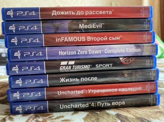 Sony PlayStation 4 Slim 500GB в Москве