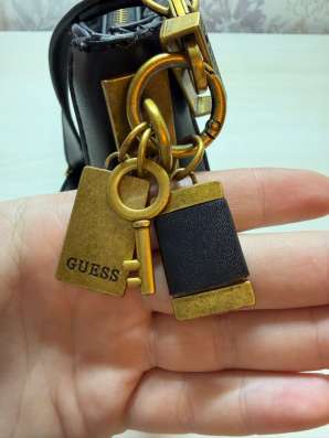 Сумка женская guess в Иркутске