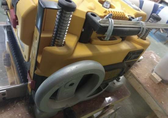 Продам DeWalt DW735 в Тобольске