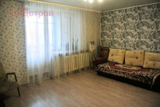 Продам трехкомнатную квартиру в Вологда.Жилая площадь 63  кв.м.Этаж 1.Дом кирпичный.