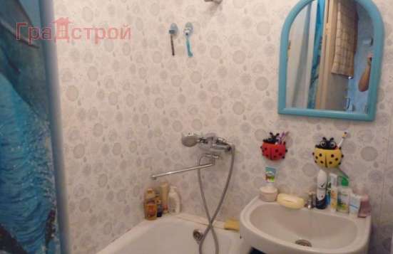 Продам трехкомнатную квартиру в Вологда.Этаж 5.Дом кирпичный.Есть Балкон. в Вологде фото 3