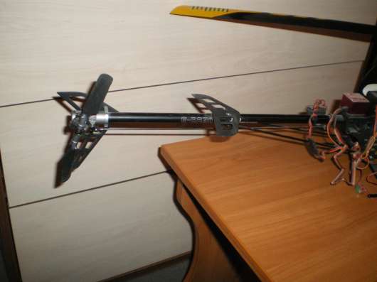 Продам вертолет E-RAZOR 450