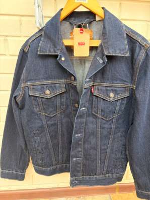 Продам куртку Levi’s