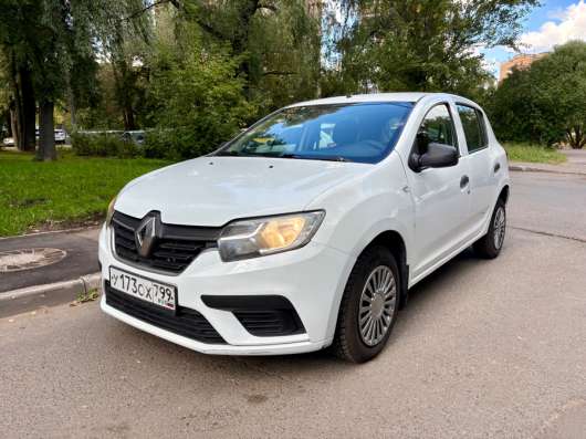 Продам Рено Сандеро 2019г