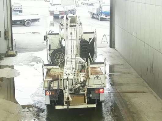 Isuzu Forward кран ямобур в Москве фото 3