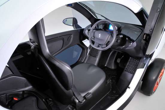 Электромобиль RENAULT TWIZY в Москве фото 12