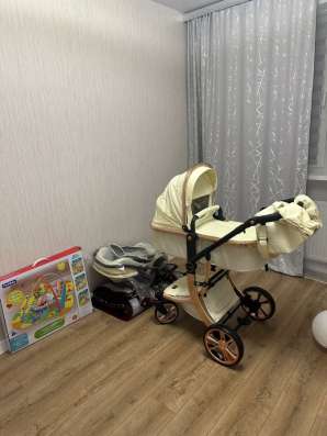 Продам коляску 3в1 в Владивостоке