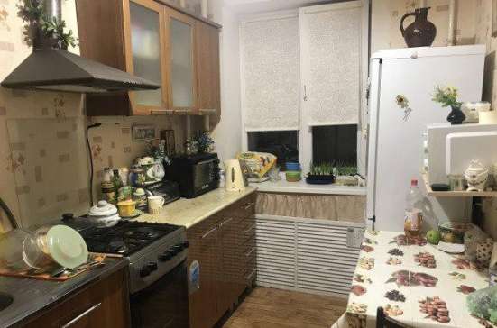 Продам трехкомнатную квартиру в Краснодар.Жилая площадь 44  кв.м.Этаж 2.Дом кирпичный.