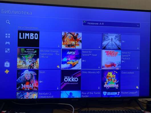 Продам приставку PlayStation 4 slim в Краснодаре