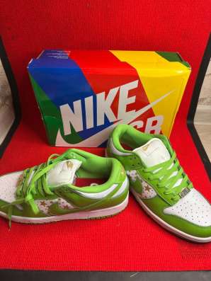 Кроссовки Nike SB Dunk Low в Челябинске