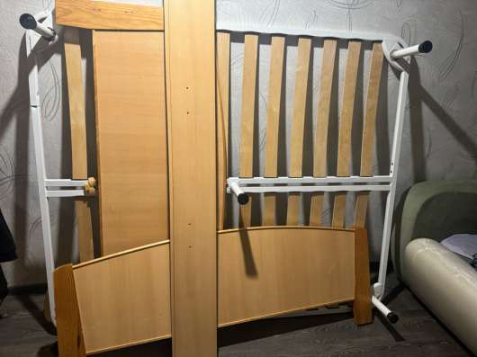Кровать двуспальная 160*200 в Красноярске