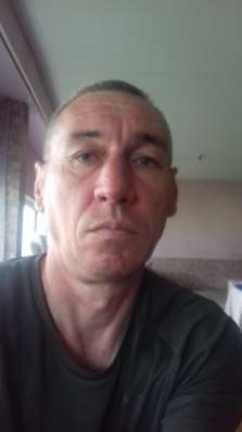Александр, 50 лет, хочет пообщаться