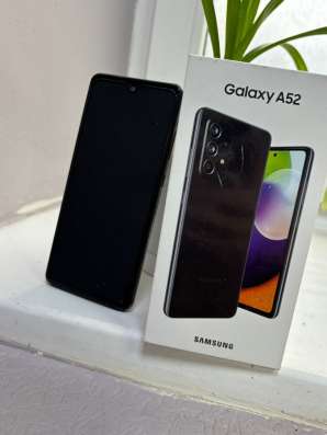 Телефон Samsung A52