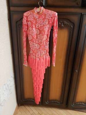 Платье для бальных танцев