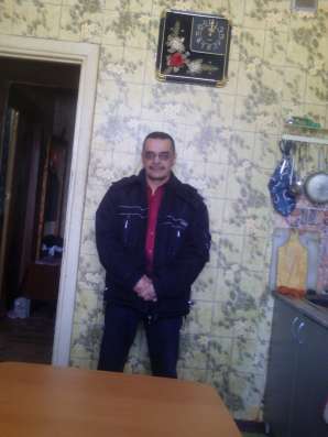 Azat, 49 лет, хочет познакомиться