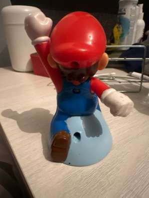 Игрушка в форме Марио коллекционная в Тольятти