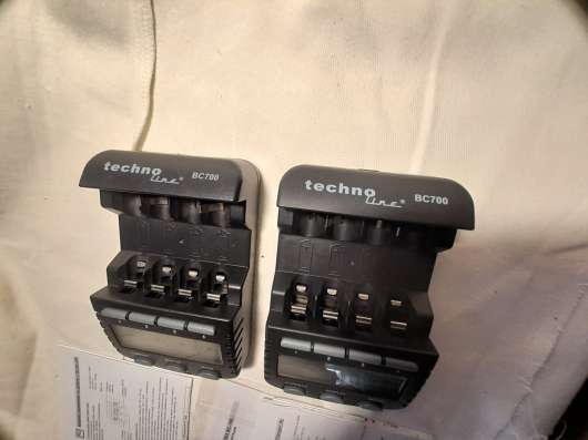 Зарядное устройство  TechnoLine-BC-700   2 штуки. в Челябинске фото 3